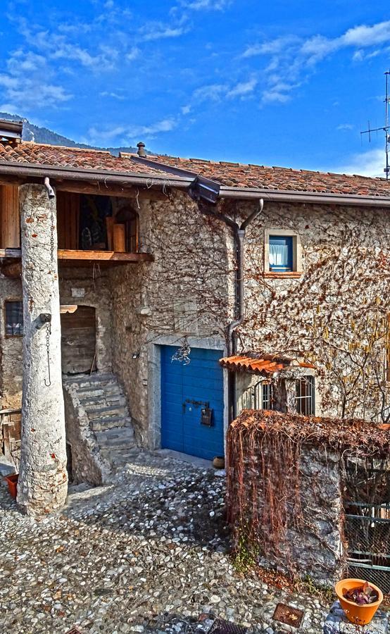 Apartament Rustico Colonna House By Gardadomusmea Vesio Zewnętrze zdjęcie