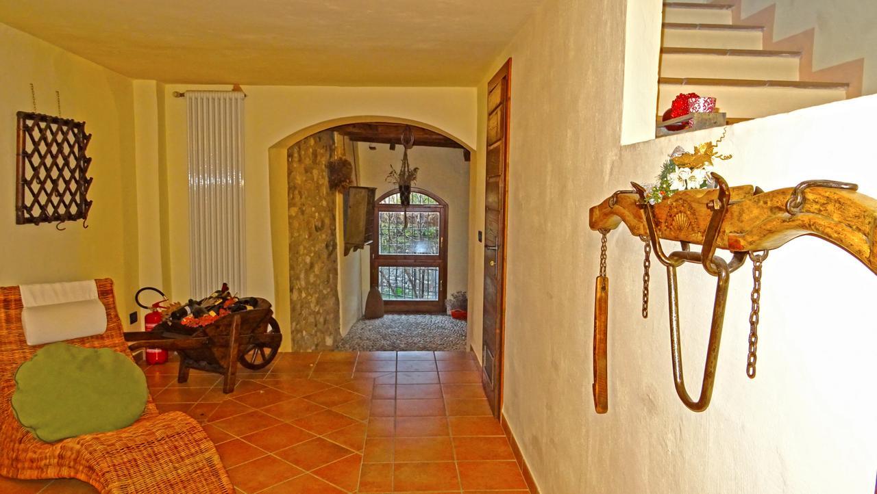 Apartament Rustico Colonna House By Gardadomusmea Vesio Zewnętrze zdjęcie