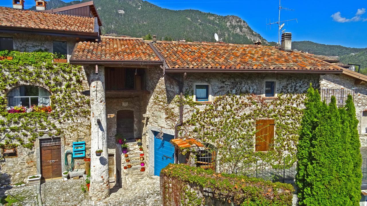 Apartament Rustico Colonna House By Gardadomusmea Vesio Zewnętrze zdjęcie